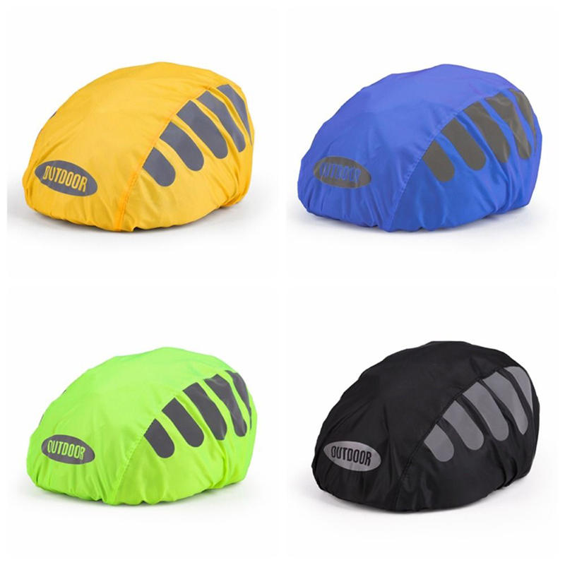 Cycling Gear In Rain - Housse de pluie pour casque de